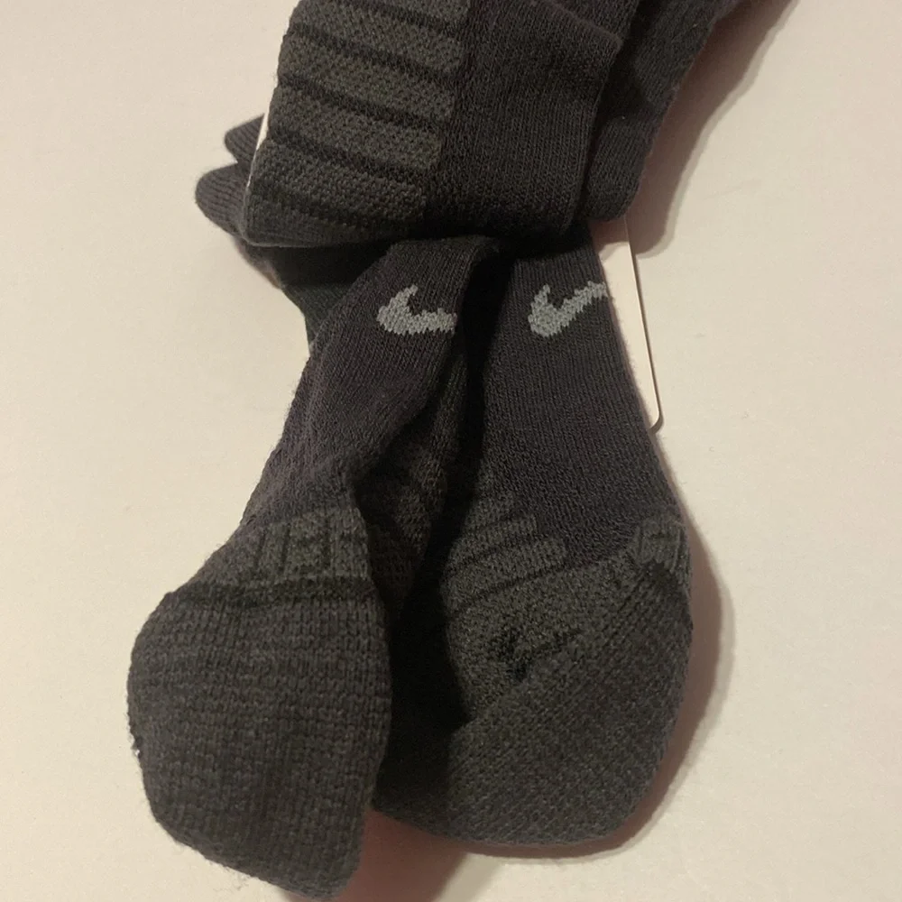 Nike Outdoor Wool Blend Cushioned Crew Socks